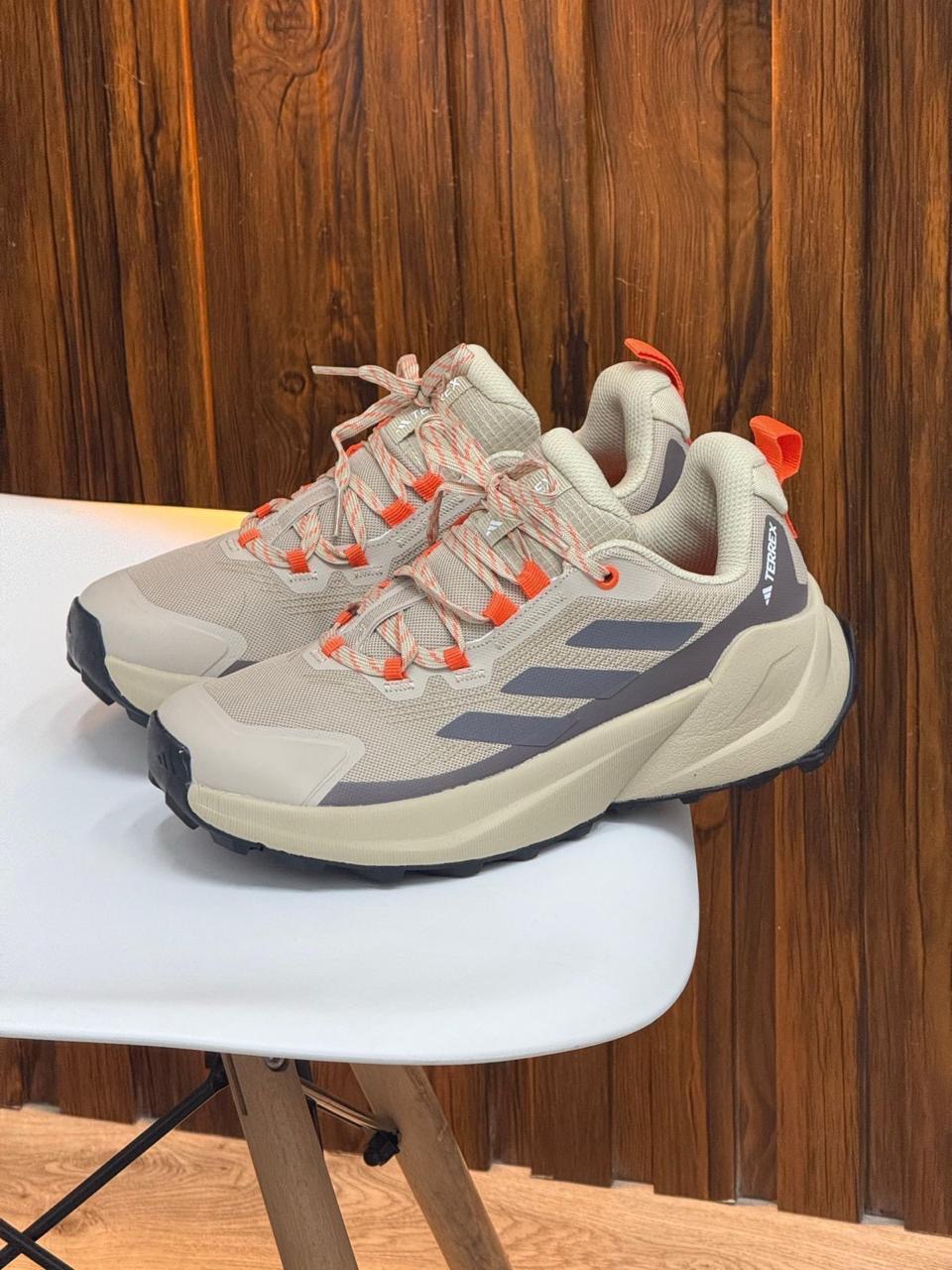 AD 038
