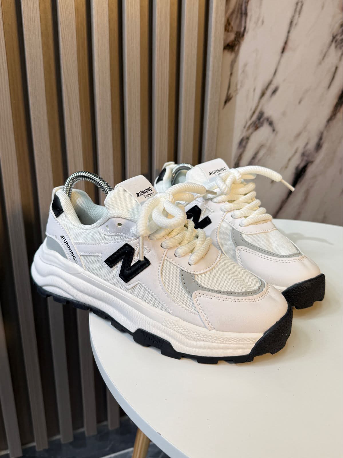 NB 025