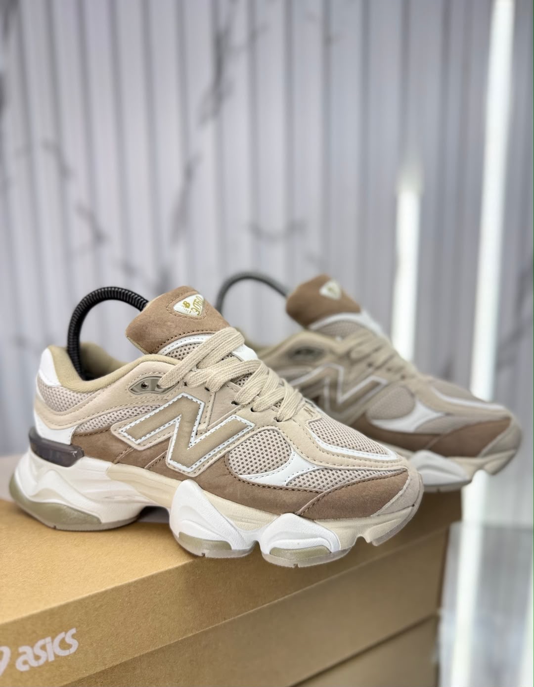 NB 032
